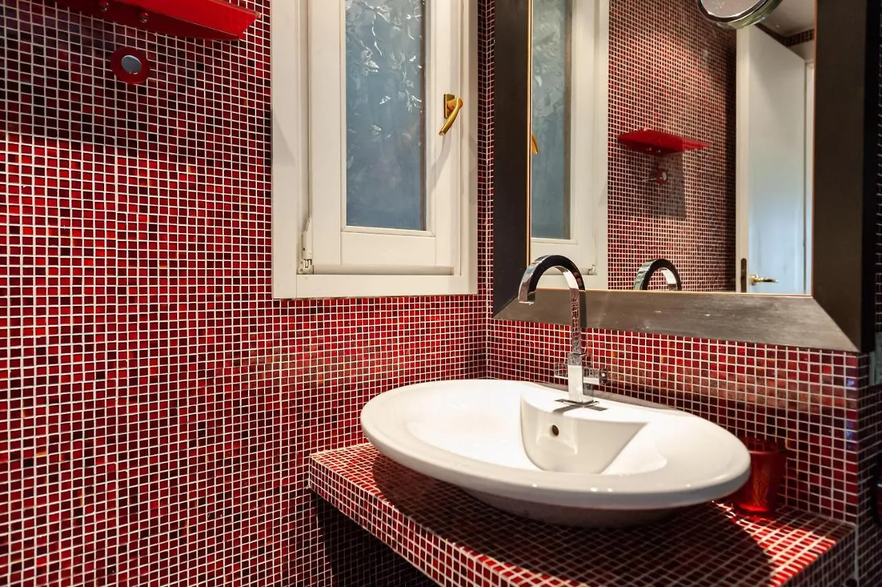 Piazza Yenne Apartment Cagliari Italy